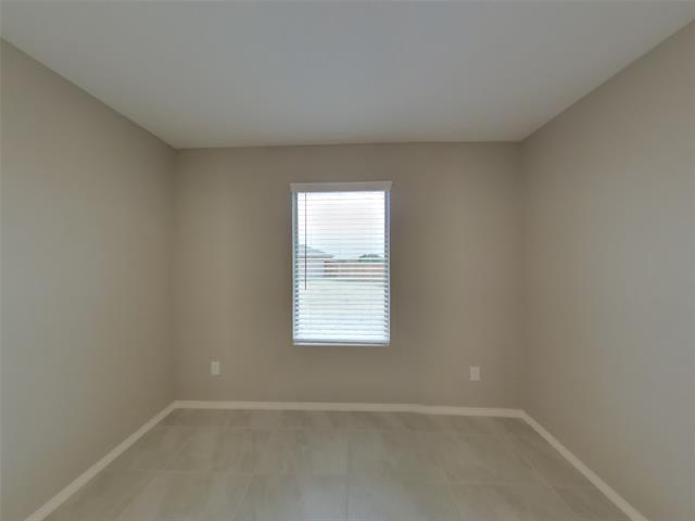 Foto del edificio - 1740 Clairborne Ct