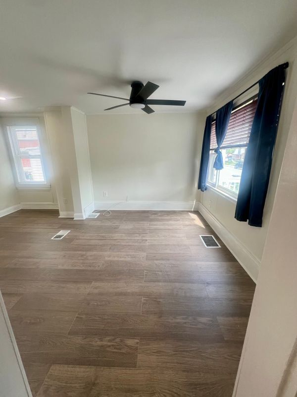 Foto del edificio - 813 E Chestnut St