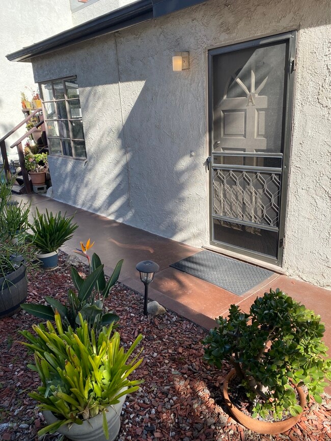 Outside - 710 Copeland Ct