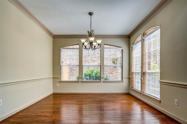 Foto del edificio - 5517 Hidden Creek Ln
