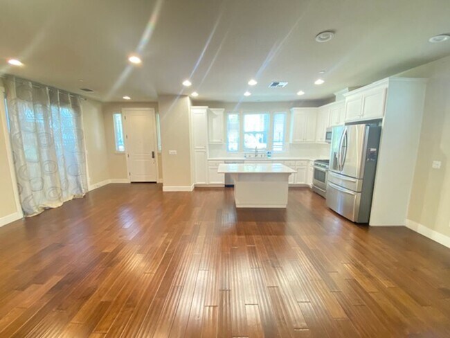 Foto del edificio - Updated Dublin Home is Move in Ready