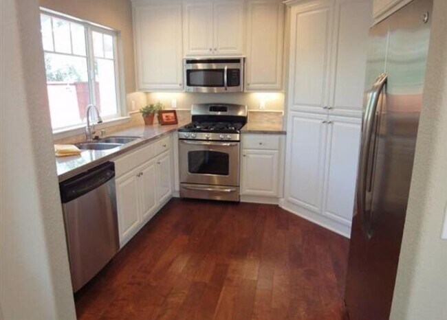 Building Photo - 2 bedroom in Walnut Creek CA 94598