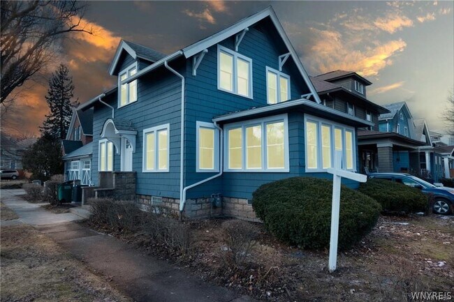 Foto del edificio - 58 Montrose Ave