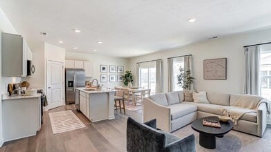 Building Photo - 406 Emily Dr