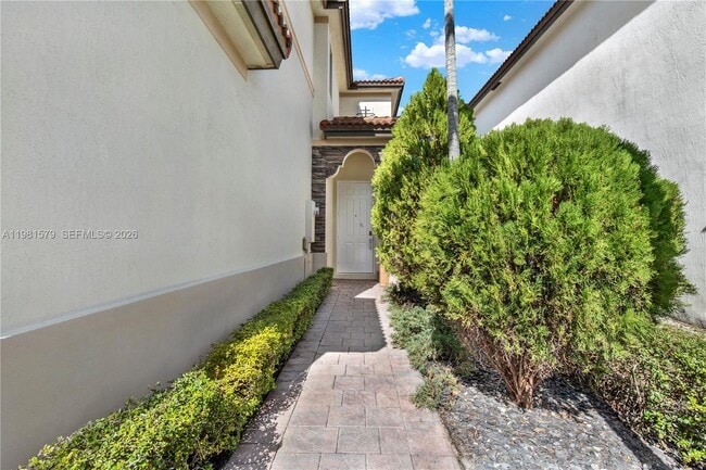 Foto del edificio - 9243 SW 227th Terrace