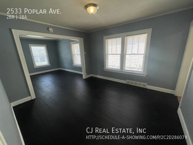 Foto del edificio - 2533 Poplar Ave