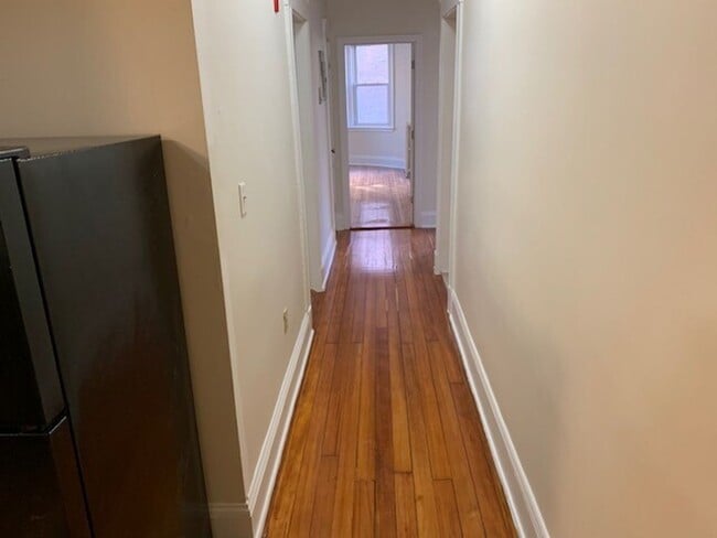 Building Photo - No Brokers Fee, No Security Deposit, Heat Hot Water Included, Laundry on a Site, Steps from the T...