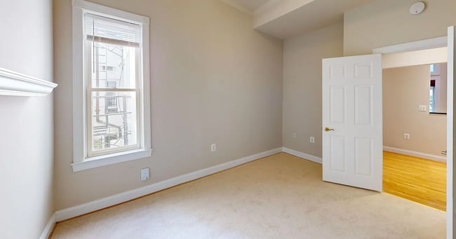 Building Photo - 1306 O St NW