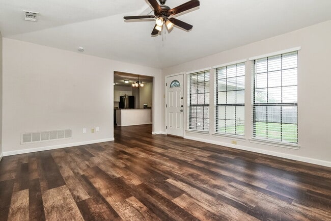 Foto del edificio - 3315 Kellie St