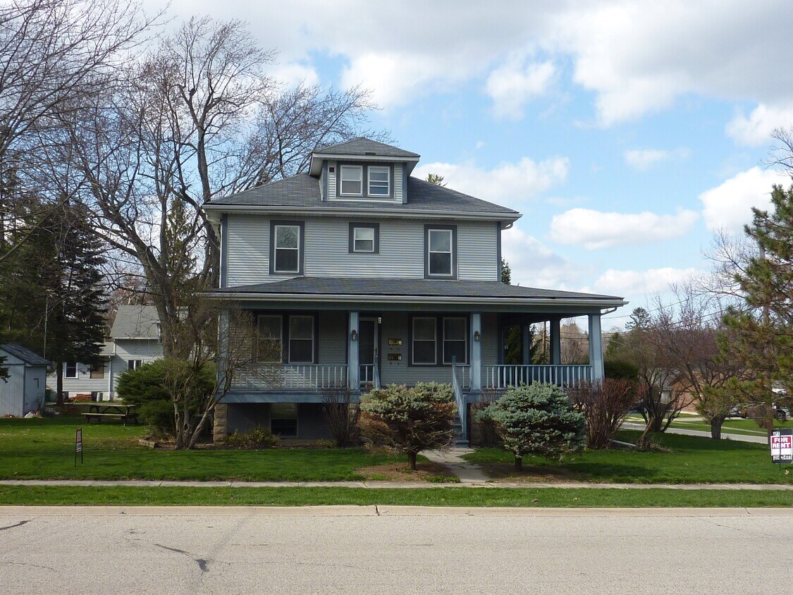 Foto principal - 118 Harding Ave