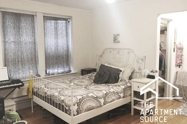 Foto del edificio - 3345 N Marshfield Ave