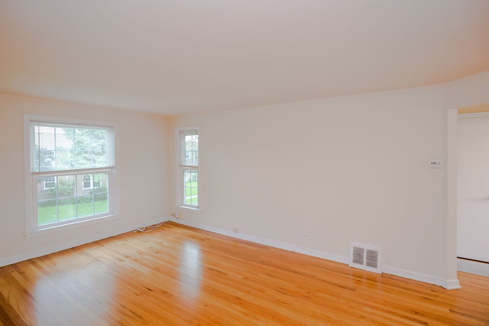 Primary Photo - 4236 W Nelson St