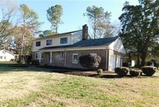 Building Photo - 3405 Newcastle Rd