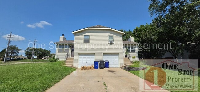 Foto del edificio - 1300 E 152nd Terrace