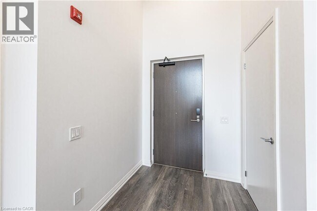 Photo du bâtiment - 101 Golden Eagle Rd