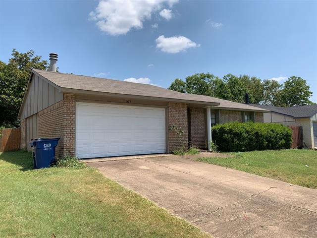 Foto principal - 107 W Way Dr