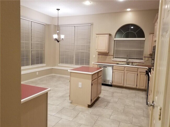 Building Photo - 3113 Candide Ln