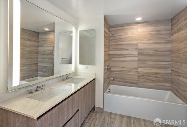 Foto del edificio - 333 Beale St