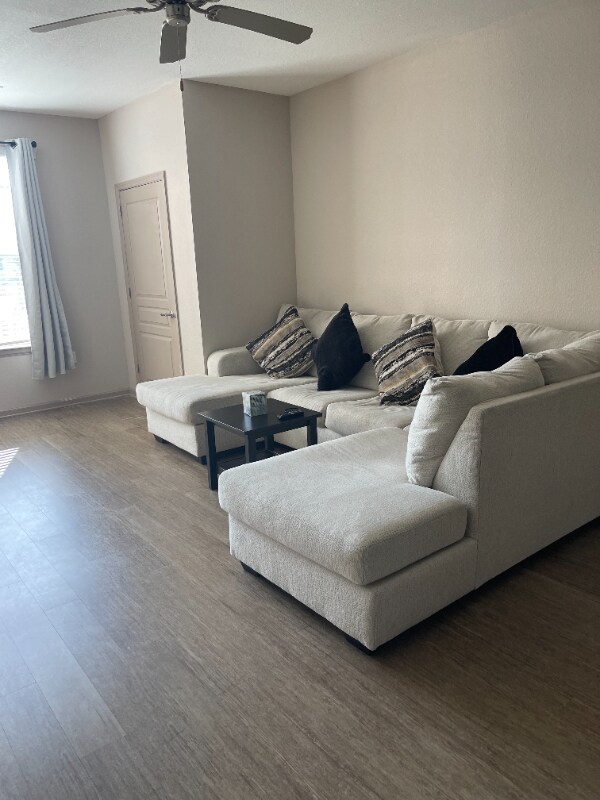 Foto del edificio - 150 Bear Springs Dr