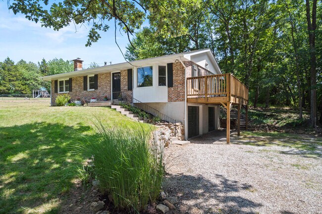 Foto del edificio - 5030 E Dee Woods Rd