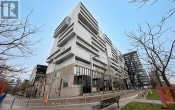 Building Photo - 32 Trolley Cres