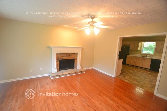 Foto del edificio - 407 Delane Dr