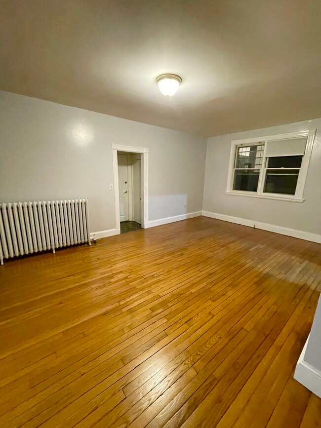 Gas heat - 11 Sherman St