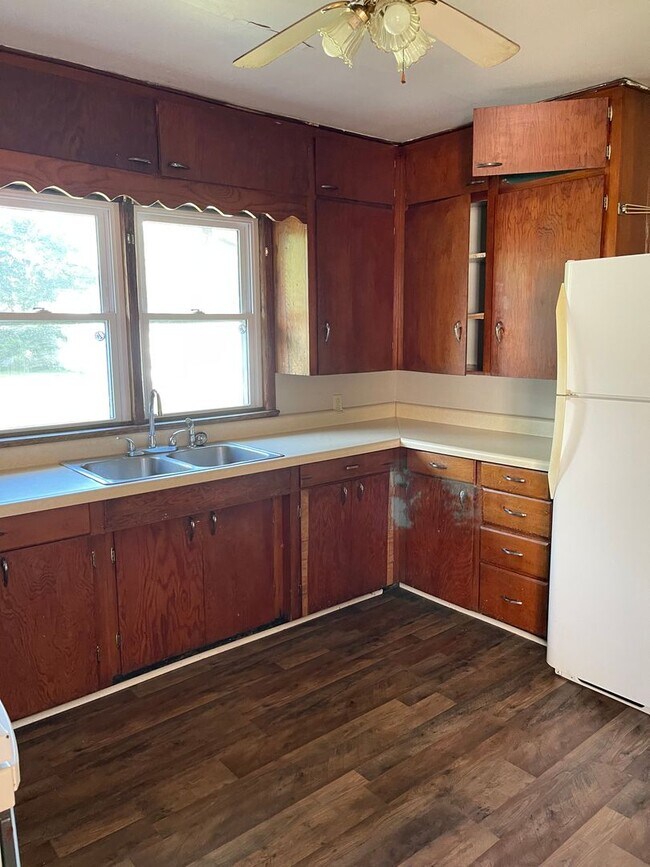 Foto del edificio - 2 BEDROOM 1 BATHROOM HOUSE FOR RENT