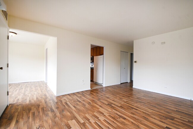 Building Photo - 9024 Orland Ct