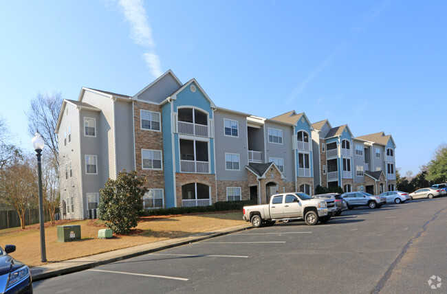 Building Photo - Grandview Pointe at Millbrook