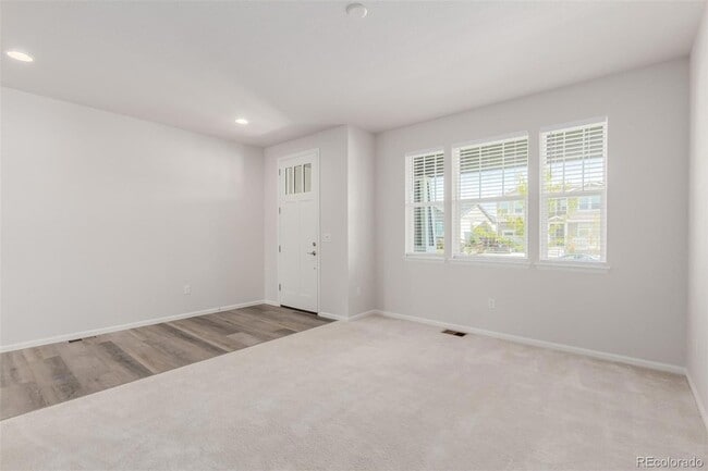 Foto del edificio - 3827 N Grand Baker Ct