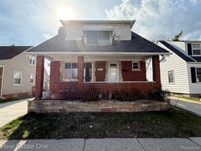 Building Photo - 6117 Kenilworth St