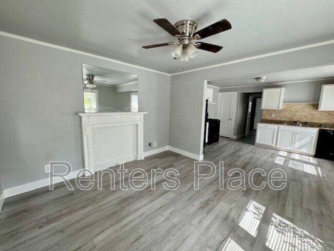 Foto del edificio - 203 S Jamestown Ave