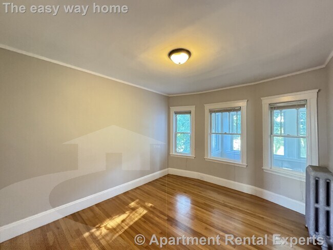 Foto del edificio - 303 Alewife Brook Pkwy