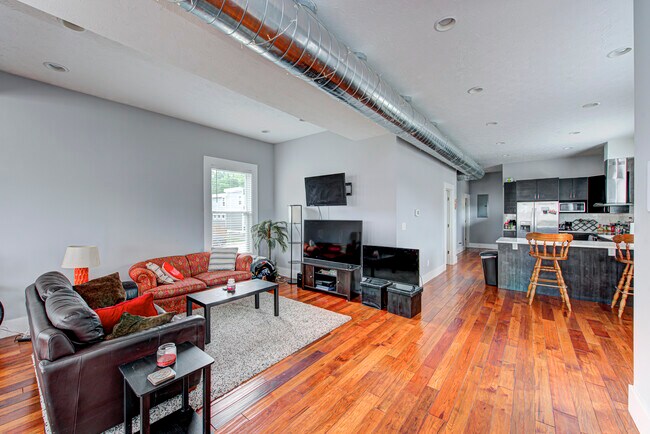 Foto del edificio - 1129 Cottage Ave