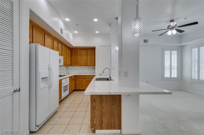 Building Photo - 38 E Serene Ave