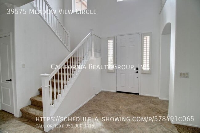 Building Photo - 39575 Meadow View Cir