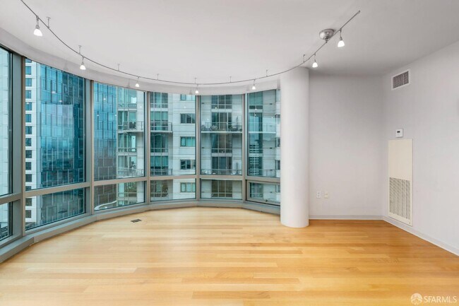 Foto del edificio - 333 1st St