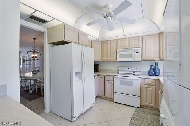 Foto del edificio - 1100 8th Ave S