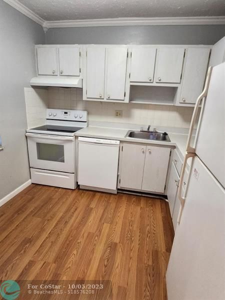 Foto del edificio - 7355 SW 5th Pl
