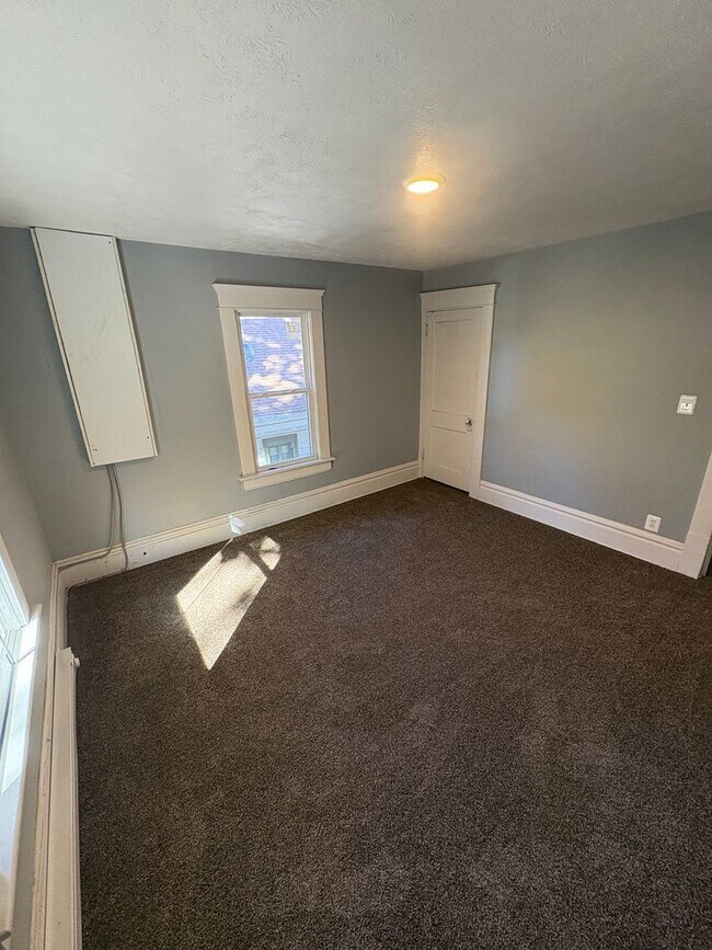 Foto del edificio - 185 S Balch St