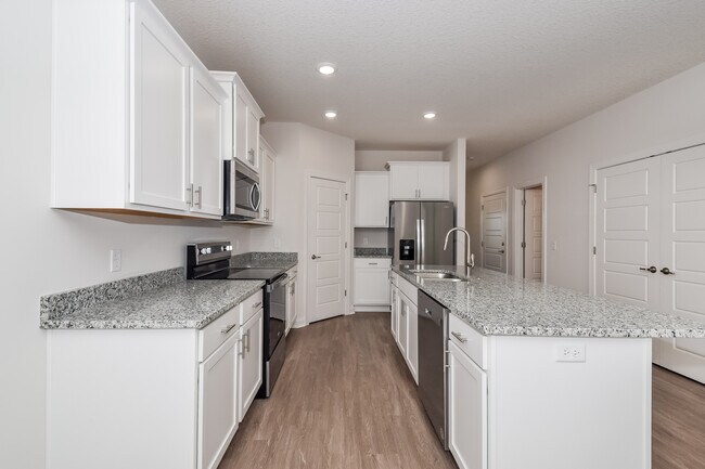 Foto del edificio - 1113 Walker Point Way, Brunswick, GA