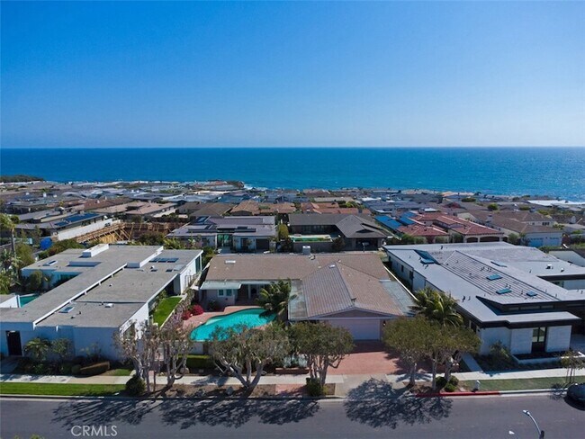 Foto del edificio - 4521 Orrington Rd