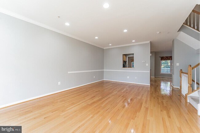Foto del edificio - 4858 Lee Hollow Pl