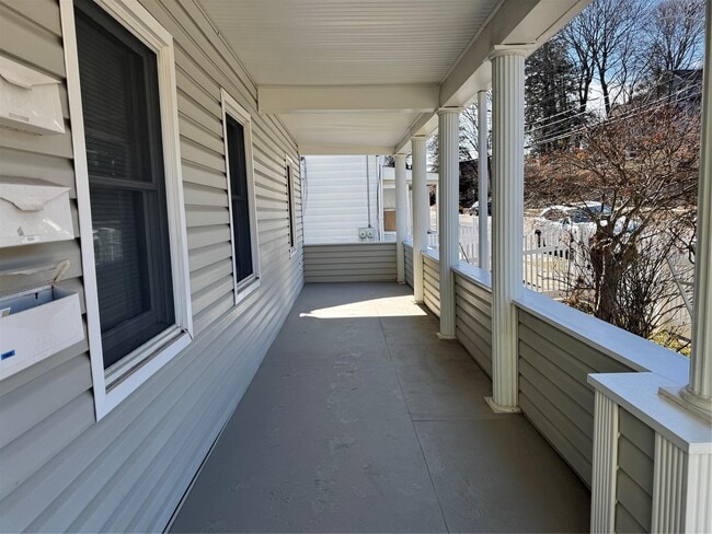 Building Photo - 34 Terrace Ave
