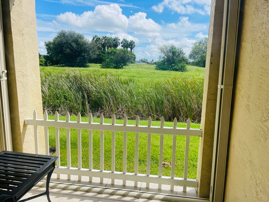 Foto principal - 2060 Greenview Shores Blvd