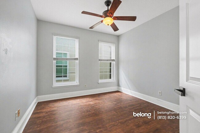 Foto del edificio - 4209 W Gray St