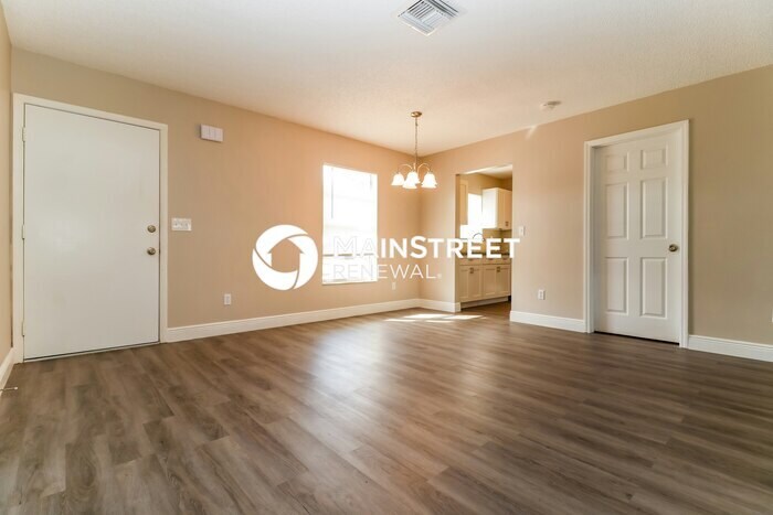 Primary Photo - 3 Bedroom Pet-Friendly Home in Spring Hill...