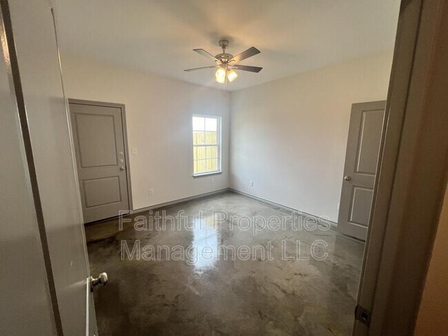 Foto del edificio - 16374 County Rd 4100