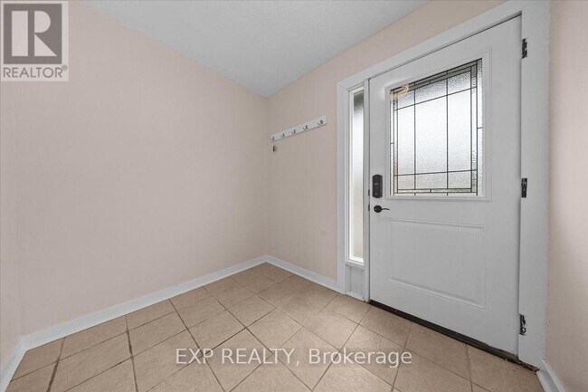 Photo du bâtiment - 1449 Ridgebrook Dr